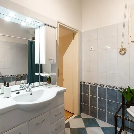 Appartement Vintage & Cosy Flat @heart Of Bp *